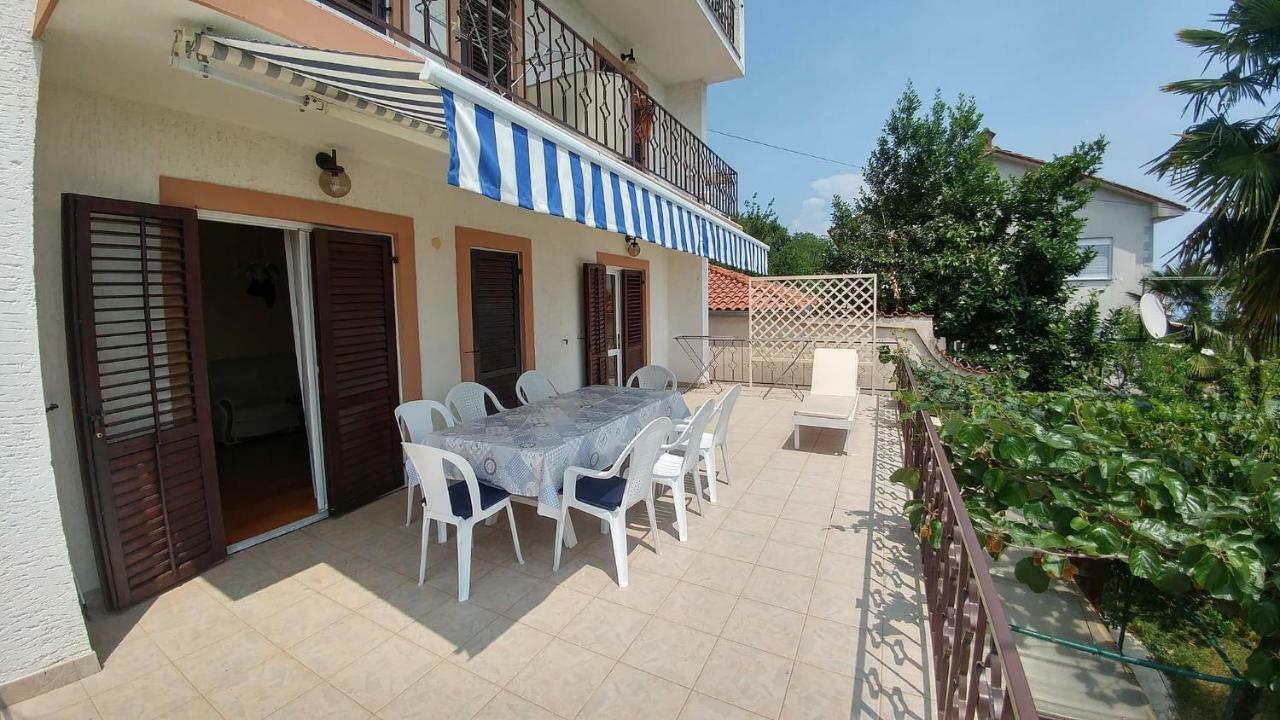 Guest House Ivo Lovran Exterior photo